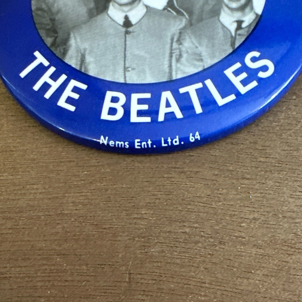 Vintage 1964 Beatles NEMS Pinback Button Original Beatlemania Blue White - Picture 2 of 4